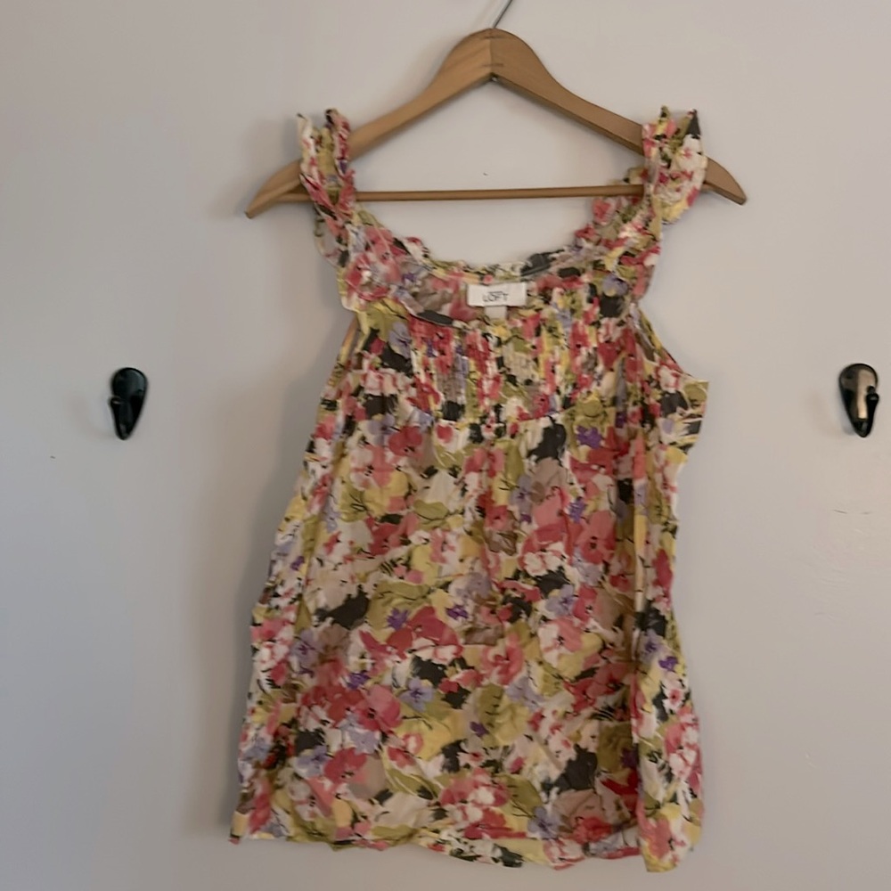Like new women’s 100% cotton tank top